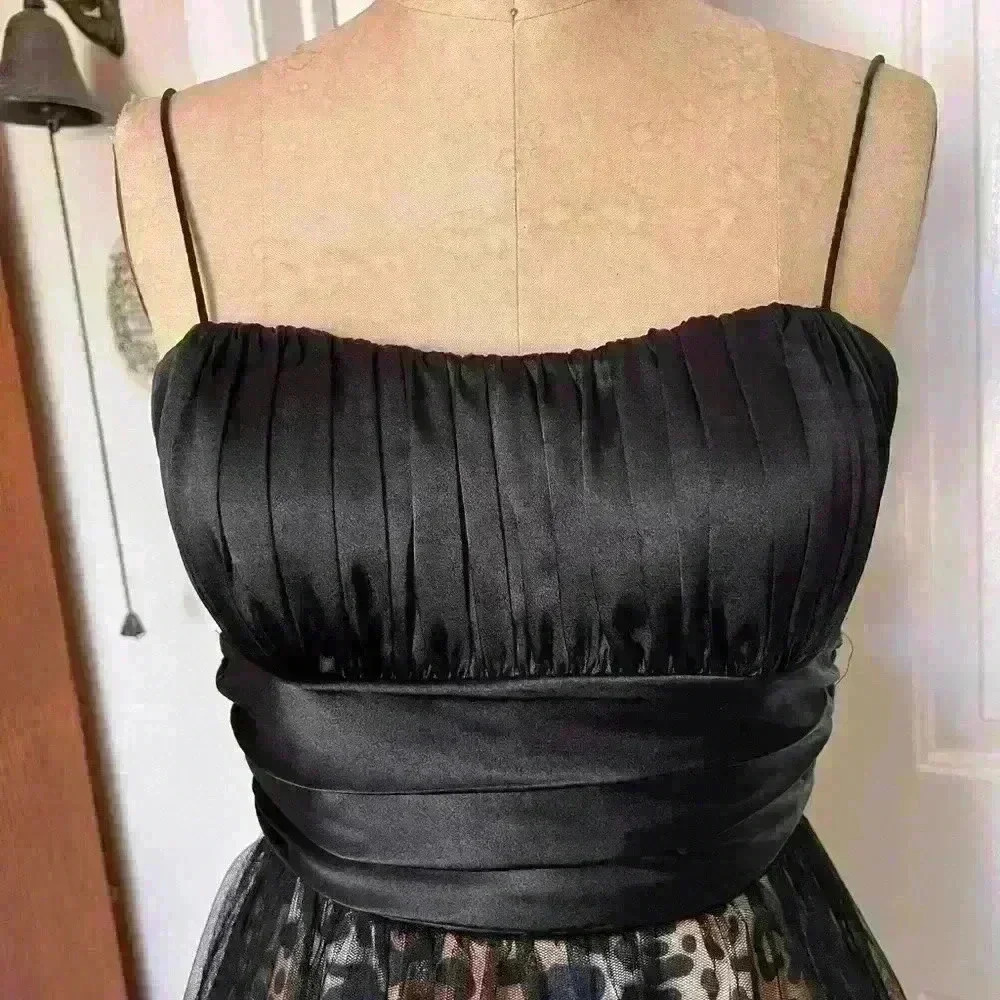 Blondie Nights, Fun Leopard Print, and Black Cocktail Dress. Size 1 - Picture 2 of 10